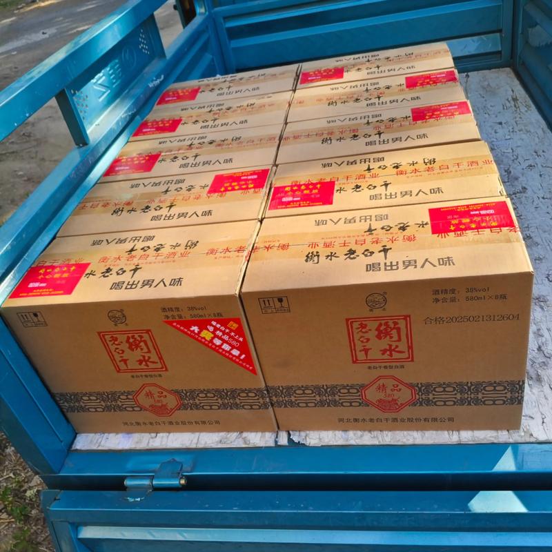 浓香型酒:传承经典中的韵味